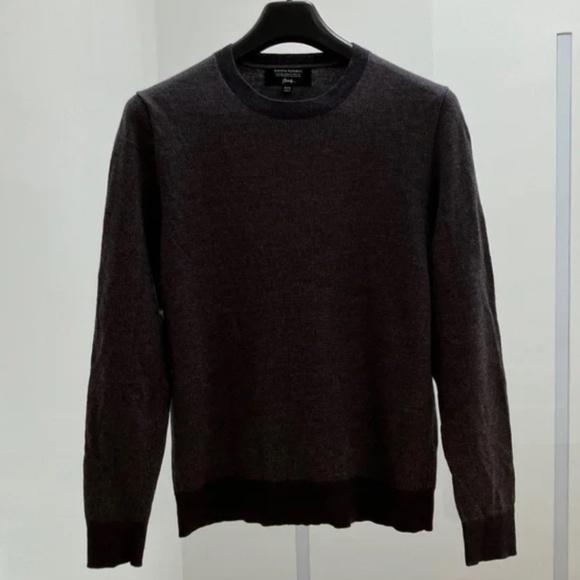 Banana Republic Grey Merino Wool Sweater - Size M - Picture 4 of 5